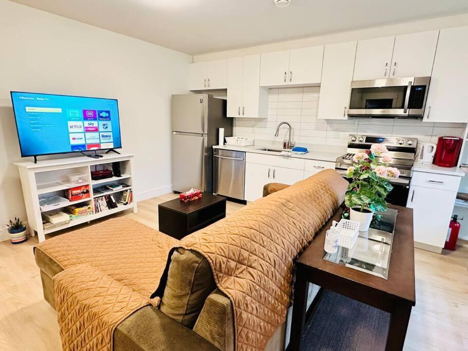 New 2Br Garden Suite,2Bath,Ac,Ev,Parkin,Wifi,Netfl Port Coquitlam Esterno foto